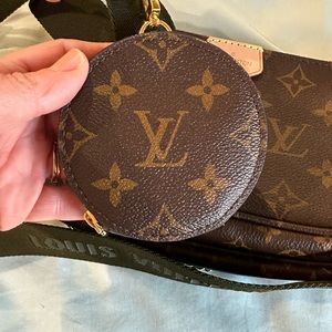 Louis Vuitton Multi Pochette